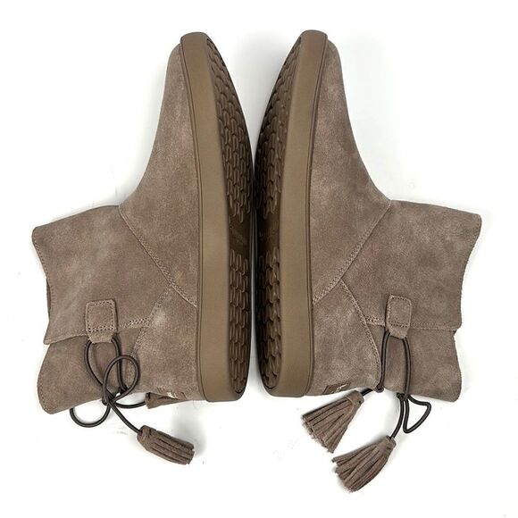 New Koolaburra By Ugg Skyller Ankle Boots Taupe Suede Slip-on Back Tassels US 9 - Picture 6 of 13